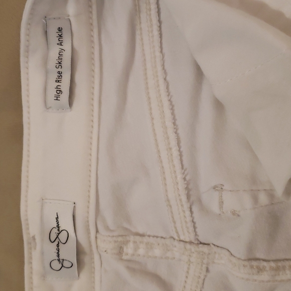 Off white skinny jeans, US 4, Jessica Simpson - Picture 3 of 4
